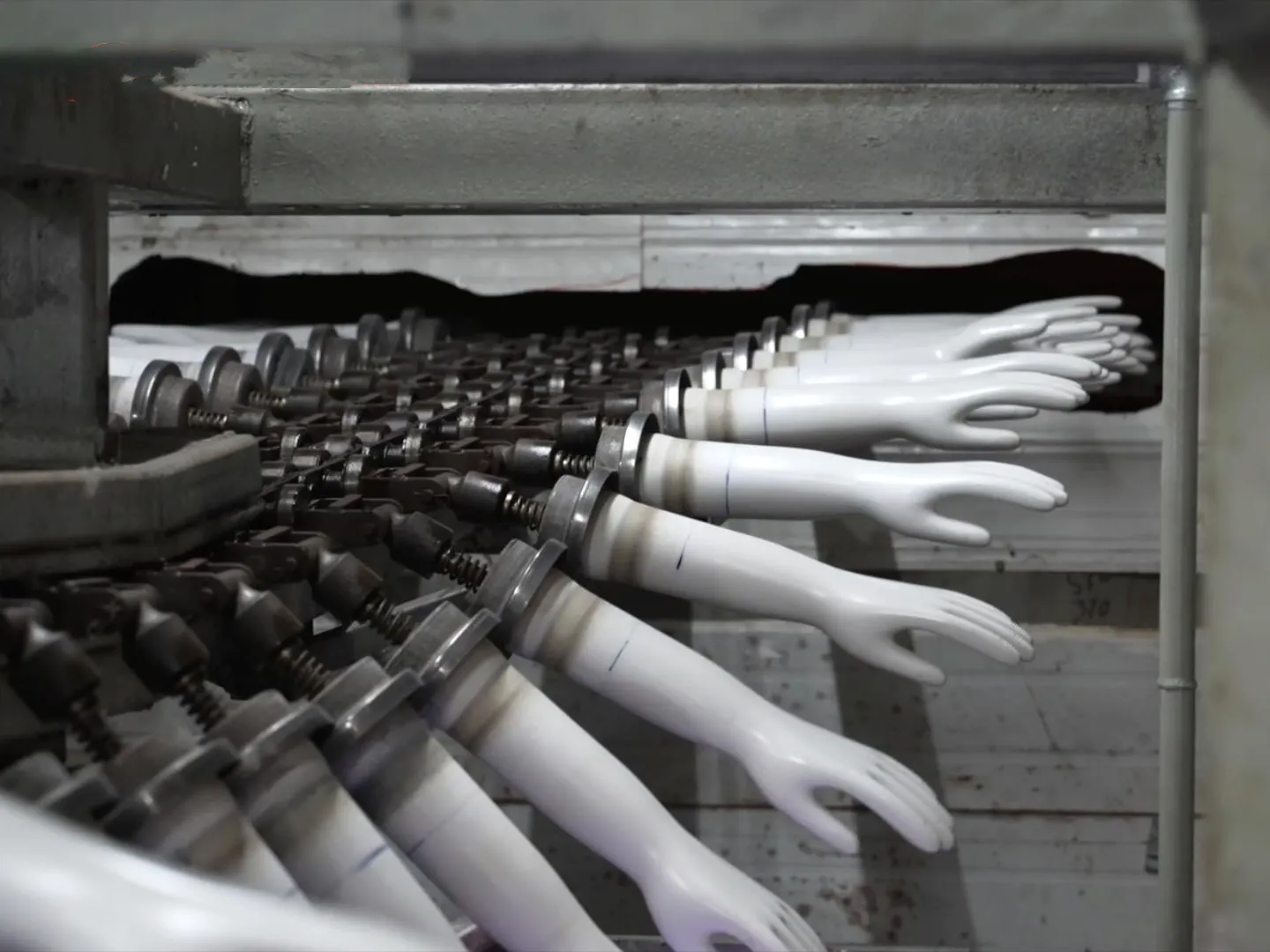 rubber glove manufacturing process